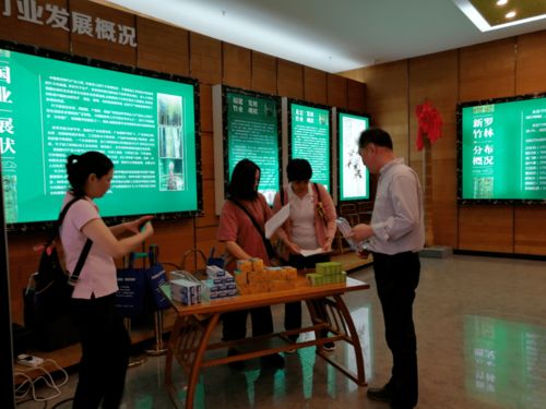 小池鎮(zhèn)培斜村聯(lián)合市、區(qū)科協(xié)開展“學(xué)黨史 辦實(shí)事”教育咨詢服務(wù)實(shí)踐活動(dòng)